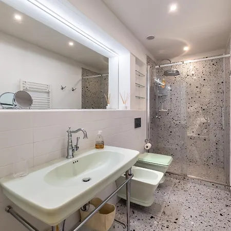 New Quiet Flat - Santa Croce View - Servizi * Φλωρεντία