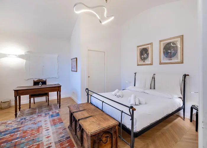 Santa Croce View Cool & Air Condizioned Private Entrance Apartament *