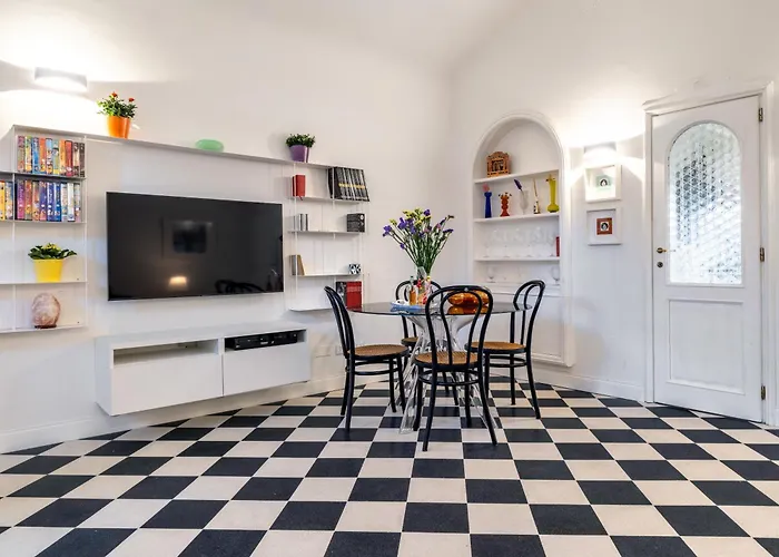 Santa Croce View Cool & Air Condizioned Private Entrance Florencja