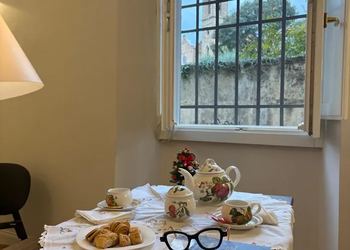 Santa Croce View Cool & Air Condizioned Private Entrance Apartament Florencja